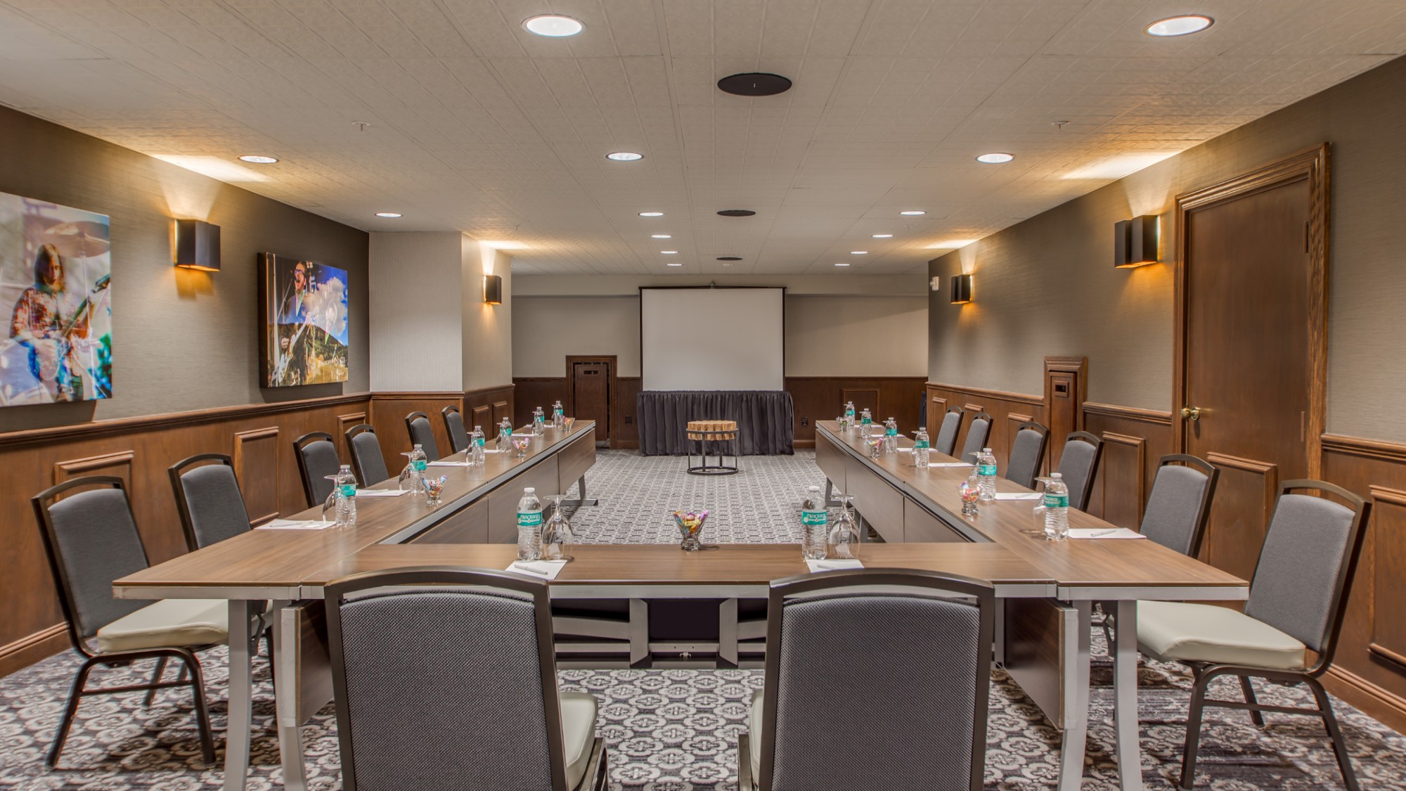 Historical Meeting Spaces in Downtown Nashville
