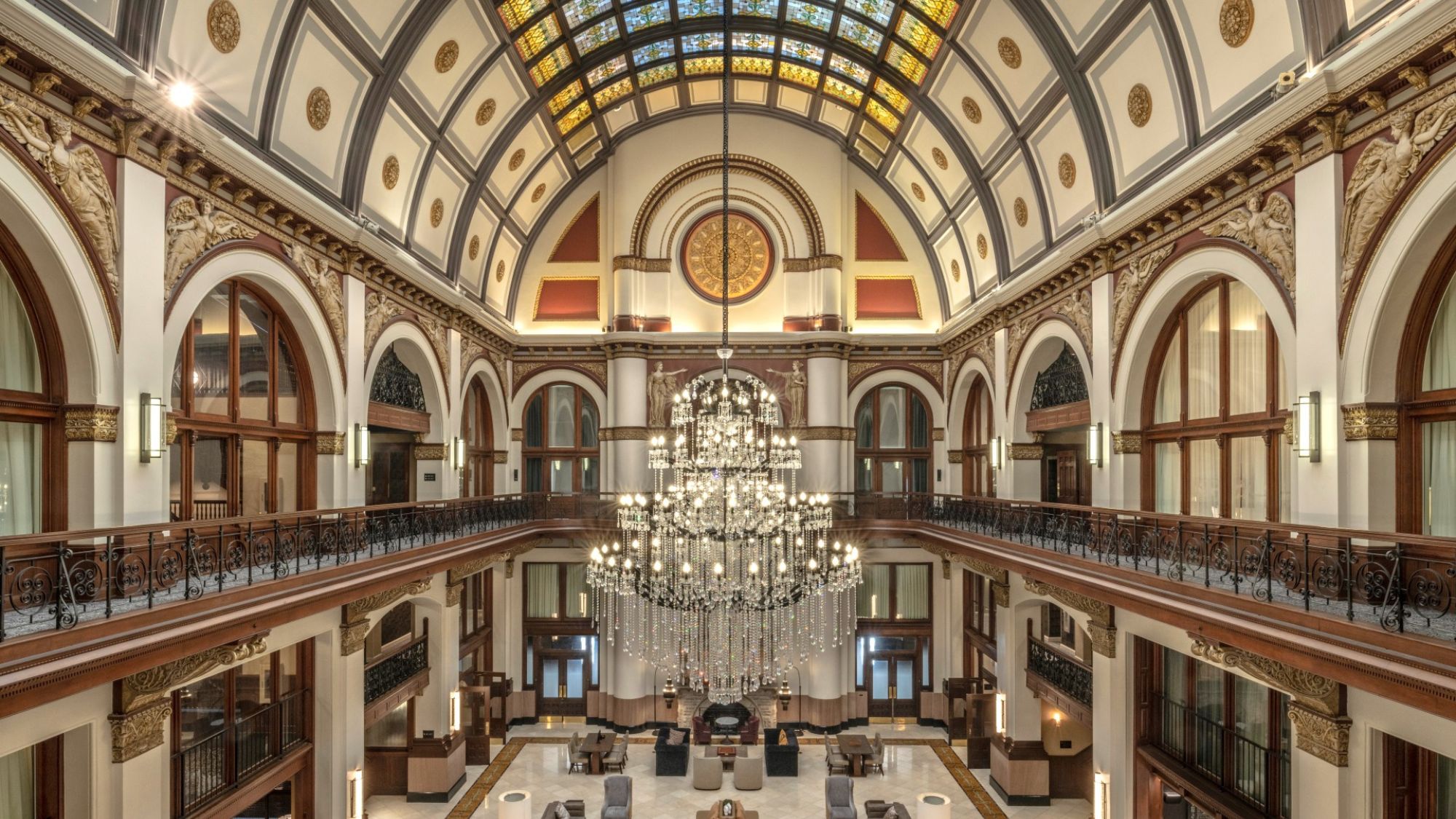 Condé Nast Traveler Names The Union Station Nashville Yards “One of the Best Hotel Lobbies in the World”